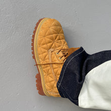 Load image into Gallery viewer, BOOT
